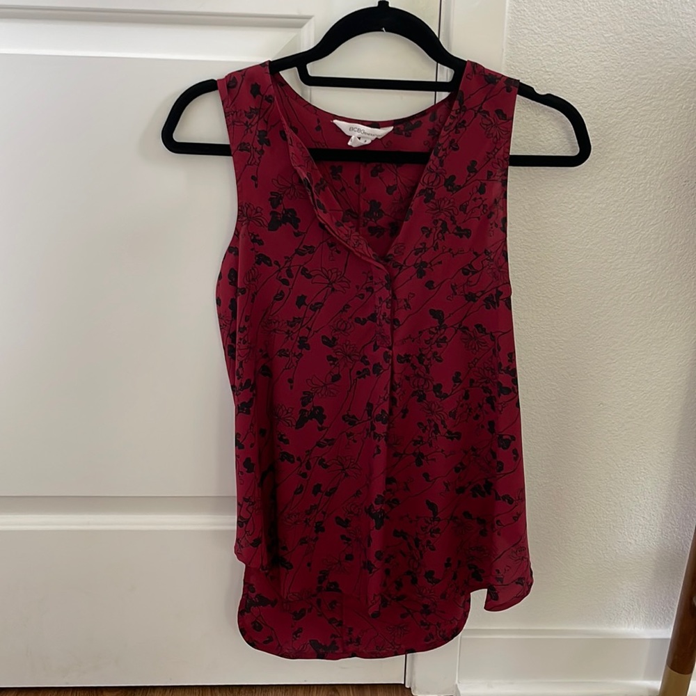 Beautiful BCBGeneration Red and Black Blouse (XS)